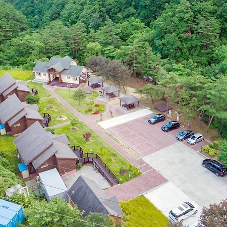 Hotel Gangneung Yasaenghwa Maeul Zewnętrze zdjęcie